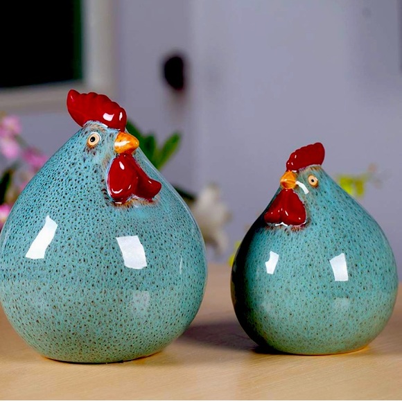 1 Large Blue Green Ceramic Fat Chicken Sculpture - Picture 1 of 7
